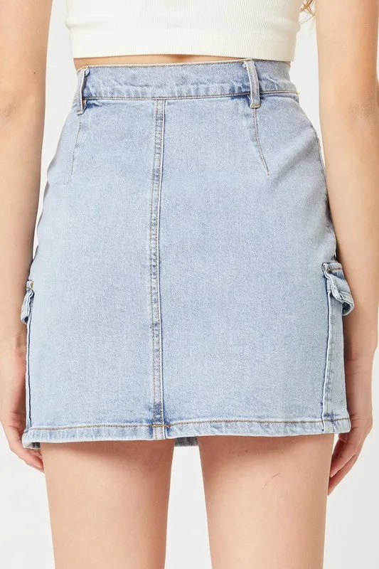 Buttoned Denim Mini Cargo Skirt