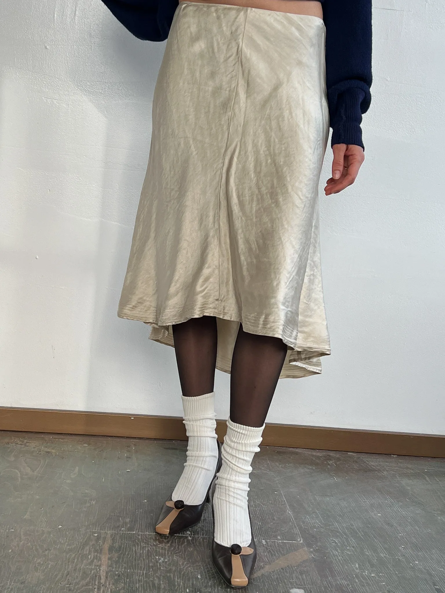 Cream Silk Asymmetrical Skirt (L)