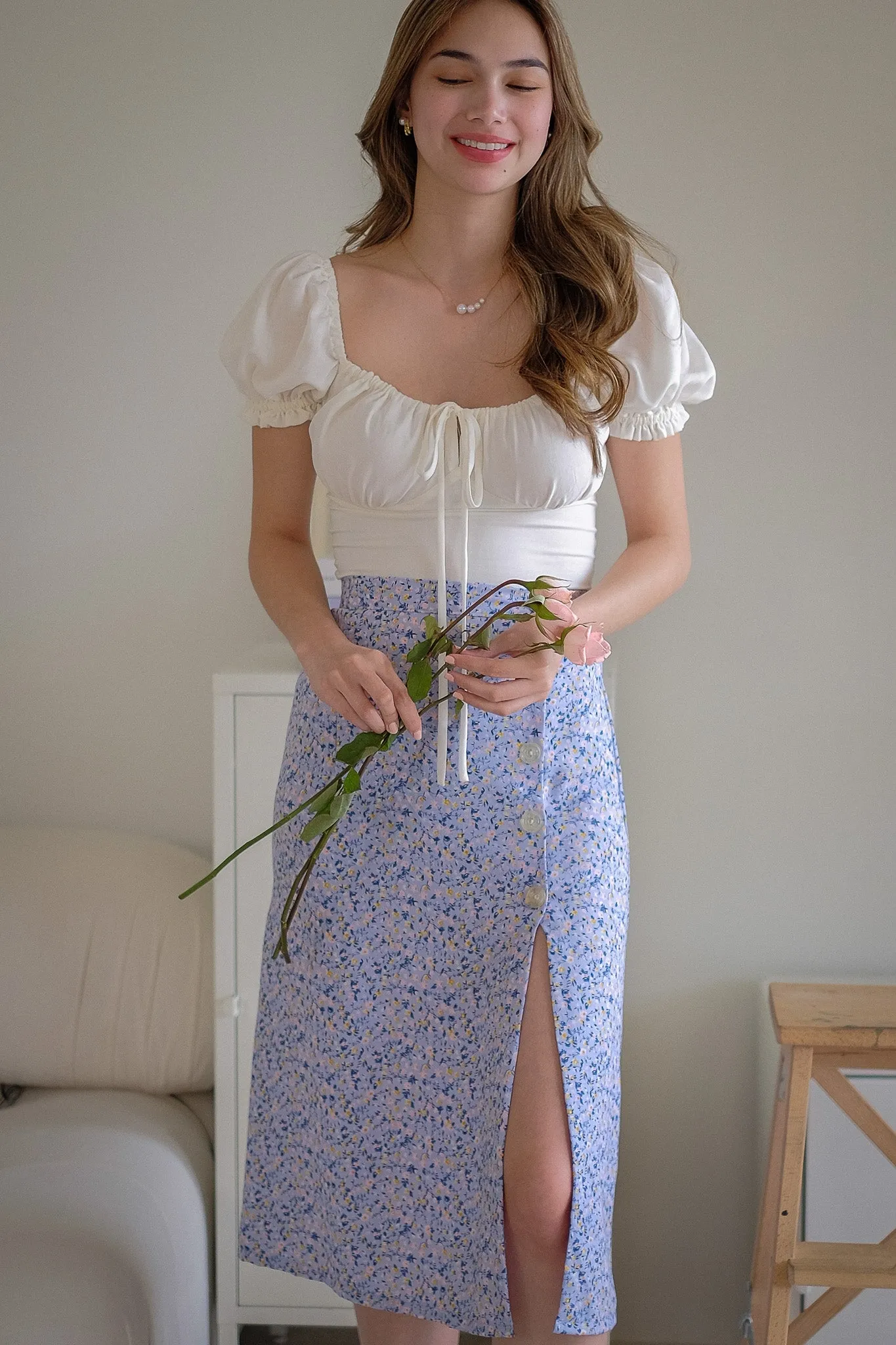 France Midi Skirt - light blue floral