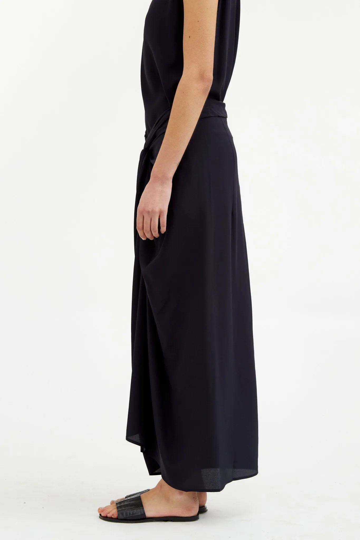 MANUELA SKIRT IN SILK CREPE DE CHINE