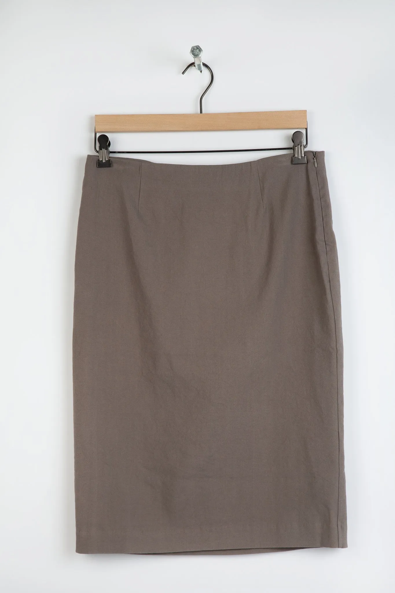 SABLE KNEE LENGTH SKIRT IN LINEN STRETCH