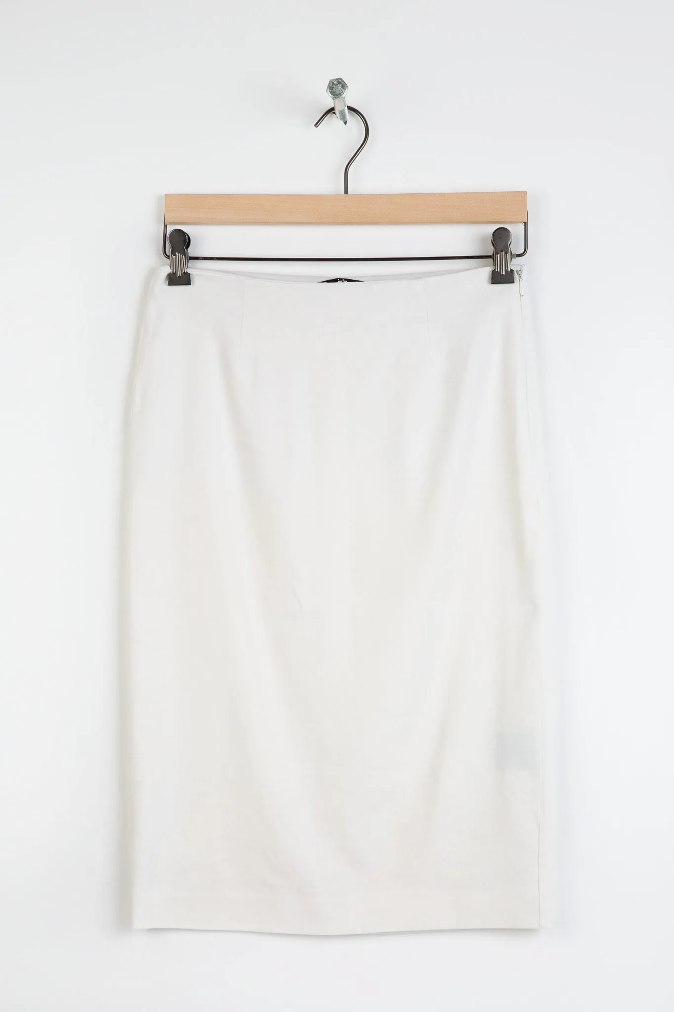 SABLE KNEE LENGTH SKIRT IN LINEN STRETCH